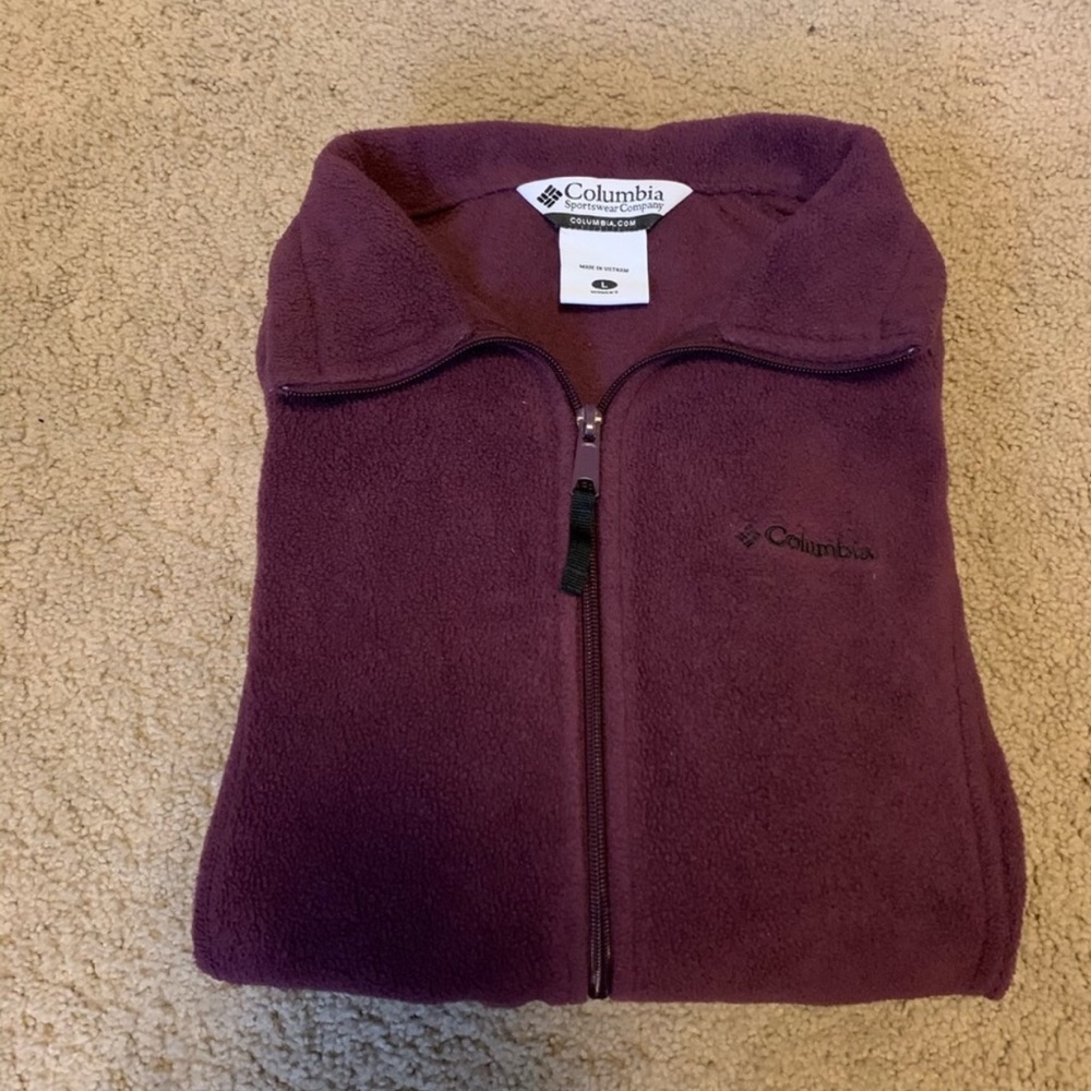 Maroon Fleece Columbia Sweater💎